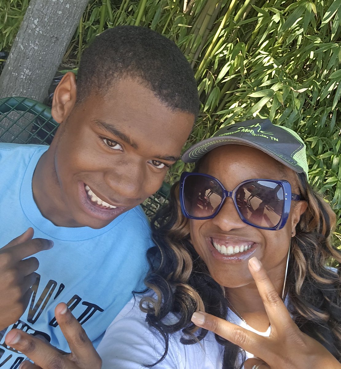 ChhsMightyStang's tweet photo. Zoo Boo!! We had so much fun at the zoo today! The Hill took over the Zoo today! Thanks so much, Mrs. Denham, for the invite! #WeAreFamily #KoolKids #FallBreakFriday https://t.co/8H91A14zGx