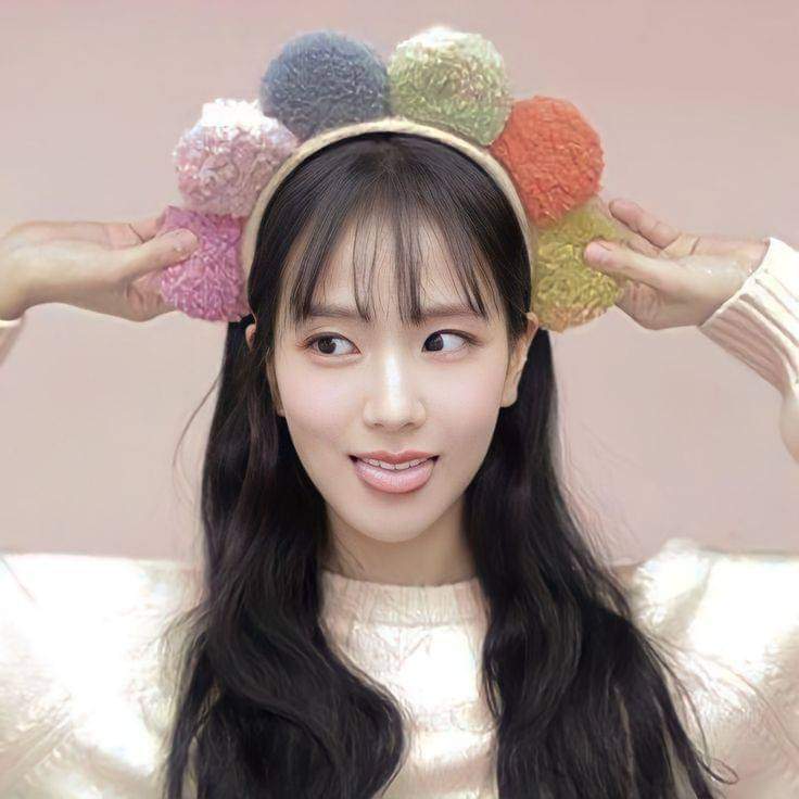 #JISOO THE PRETTIEST!