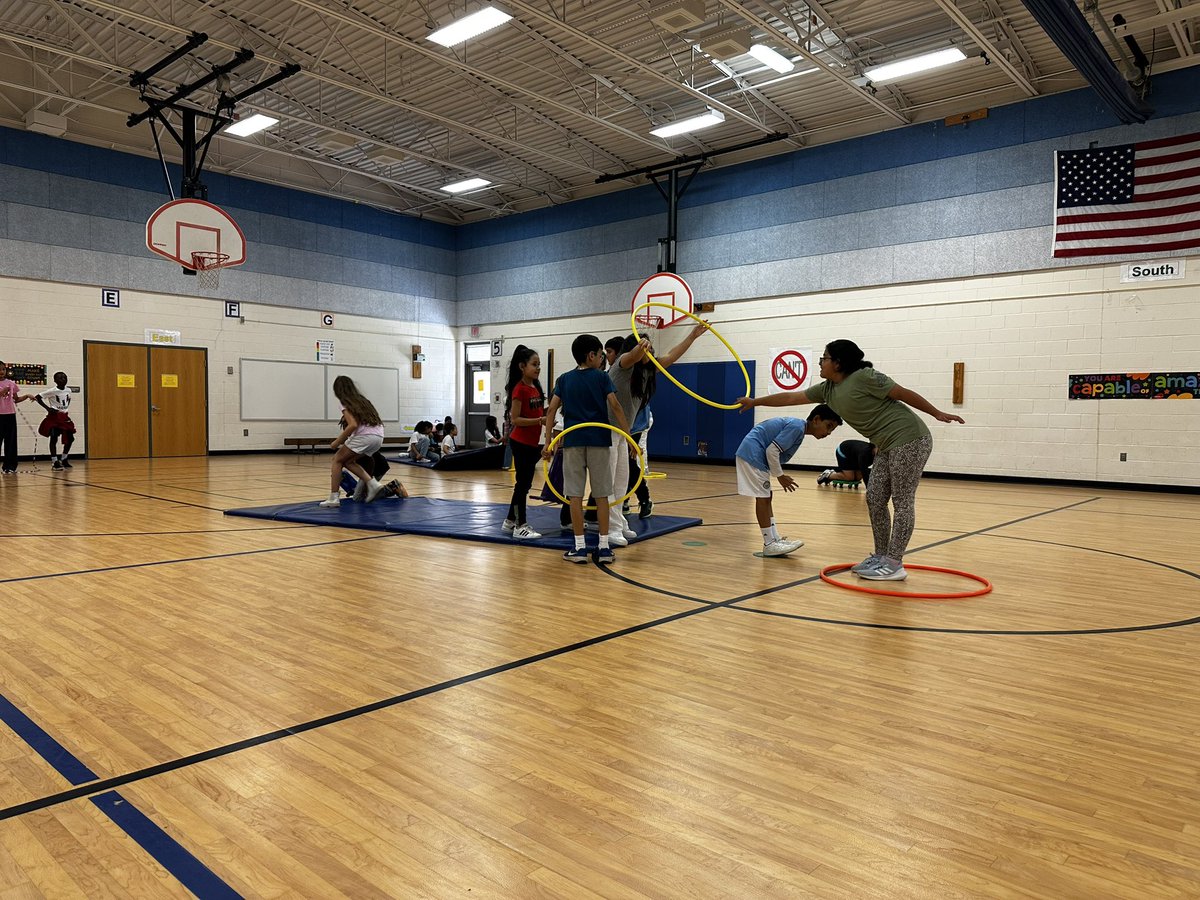 Mr. Niehoff’s P.E. tweet media