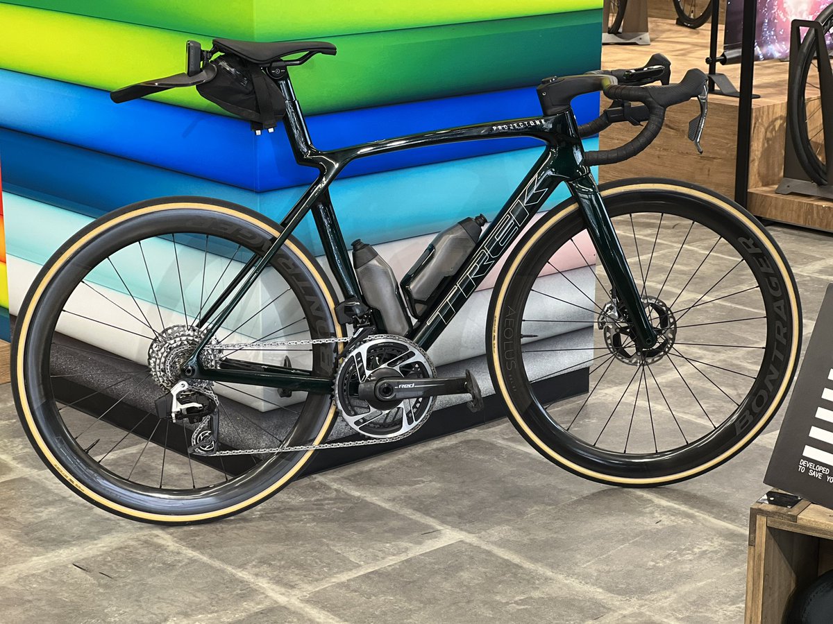 TREKBicycle_JP's tweet image. このバイクを見てピント来た方は。。。😊✨

#MADONEGEN8
#projectone