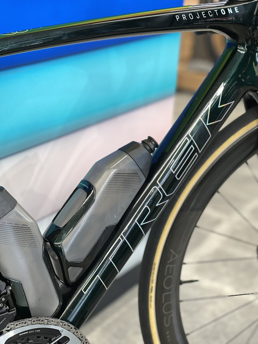 TREKBicycle_JP's tweet image. このバイクを見てピント来た方は。。。😊✨

#MADONEGEN8
#projectone