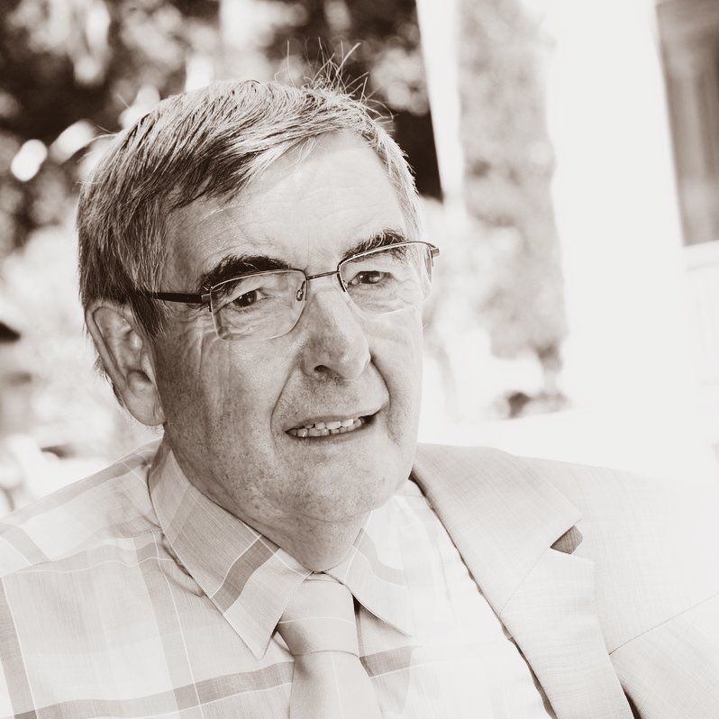 prepare_toit's tweet photo. Jean-Pierre Persyn président fondateur de #Trisomie 21 Eure-Vernon et de @prepare_toit est décédé le lundi 30/09.

Une cérémonie religieuse est organisée le jeudi 10/10 10h à la collégiale #Vernon pour lui rendre un dernier #Hommage 

@VilledeVernon @LDmocrate @paris_normandie https://t.co/wZ1wmftr5d
