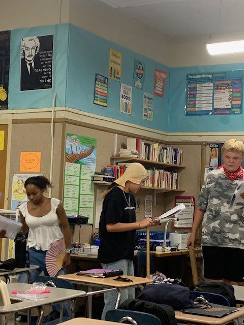 MrsHullSMS's tweet photo. π Students in Drama Class are rehearsing for the one-act play The Winds of Silk, adapted from a Japanese folktale! πΈπ Canβt wait for the performance! πβ¨ #TheaterInAction #MiddleSchoolDrama #SequoiaMiddleSchool https://t.co/4rllJ3iuRo