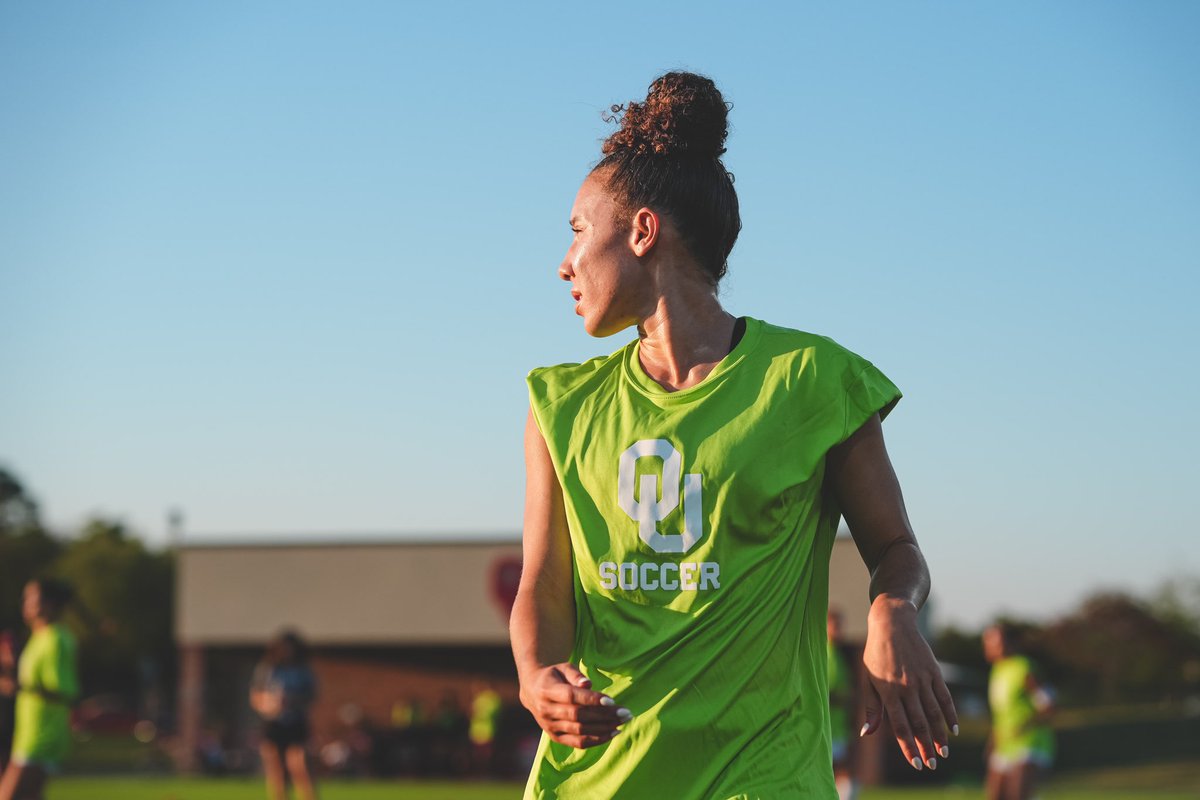 OU_WSoccer's tweet image. 💚💚💚