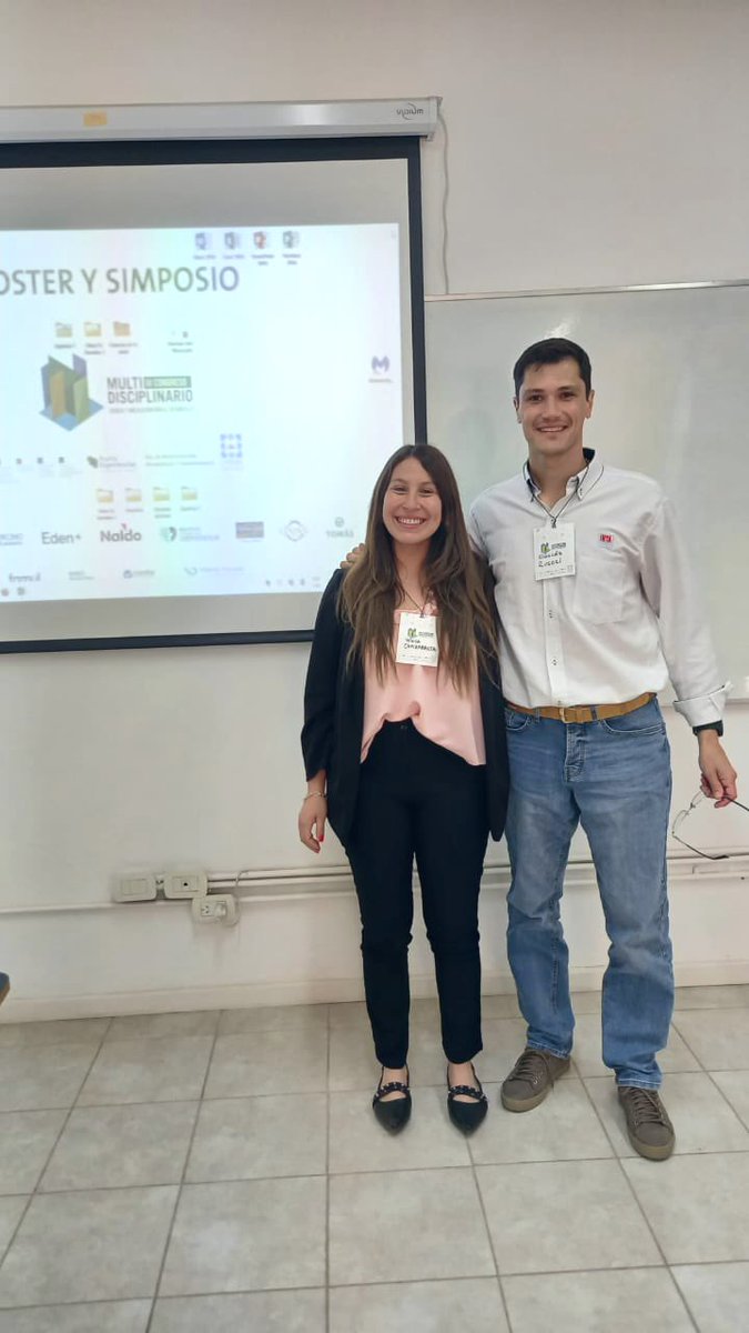 GrupoEcofisPerg's tweet photo. Participamos del III Congreso Multidisciplinario de la @unnoba_noticias.

🌽La presentación de @YDChazarreta se centró en el secado de los granos post-madurez fisiológica y la de @NicolasRusoci en la eficiencia en el uso del agua ante cambios en la fecha de siembra y la densidad. https://t.co/PXGlRZrNIE