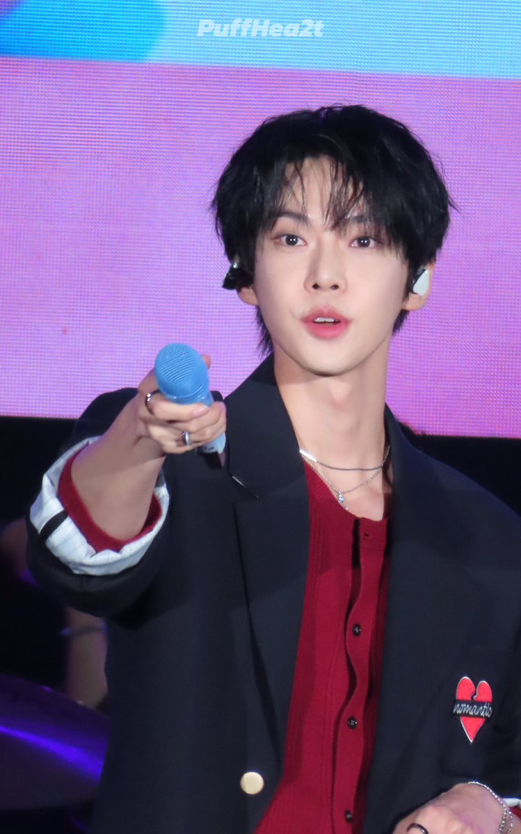 Creamy_Puff3's tweet photo. 241004  굿밤 콘서트
 #NCT #도영 #DOYOUNG #NCT127
#GoodNightConcert https://t.co/DPatl3aDAY