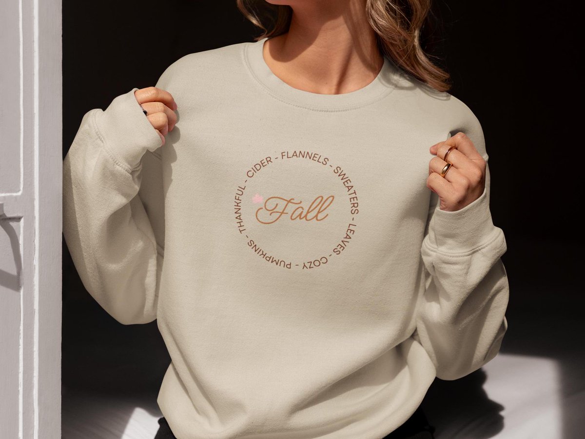 codyshirtshack's tweet image. Cozy Fall Sweater #fall #autumn #sweaterweather 

codyshirtshack.etsy.com/listing/179073…