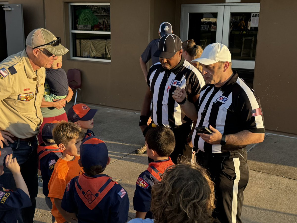 KISDAthletics's tweet photo. It was a great night for the Fort Worth Varsity FB Offcials crew working the Southlake Carroll and Keller game to take the time and speak to the local Cub Scouts about sportsmanship. Start them young! https://t.co/HEpaqHaROZ