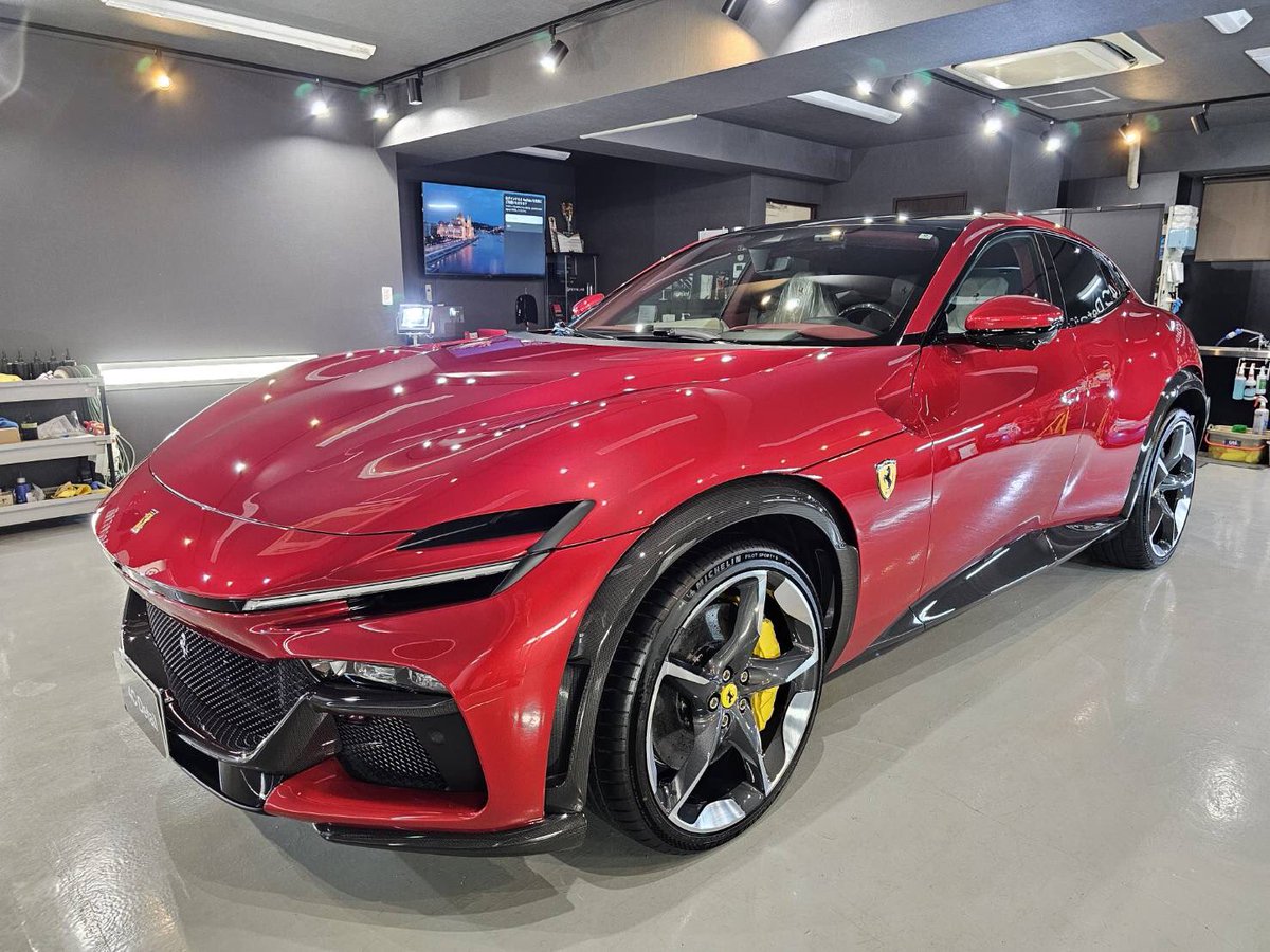 4c_detail's tweet photo. 新車フェラーリプロサングエ
GTECHNIQクリスタルセラムBLACK

スーパーカー特有の磨き傷や塗装の白ボケを丁寧に磨き上げ塗装を整えハイエンドセラミックコーティングで仕立てました。

スーパーカー・高級車ほど下地処理が重要です！お気軽にお問合せ下さい。 https://t.co/f3XR4xZ5GN