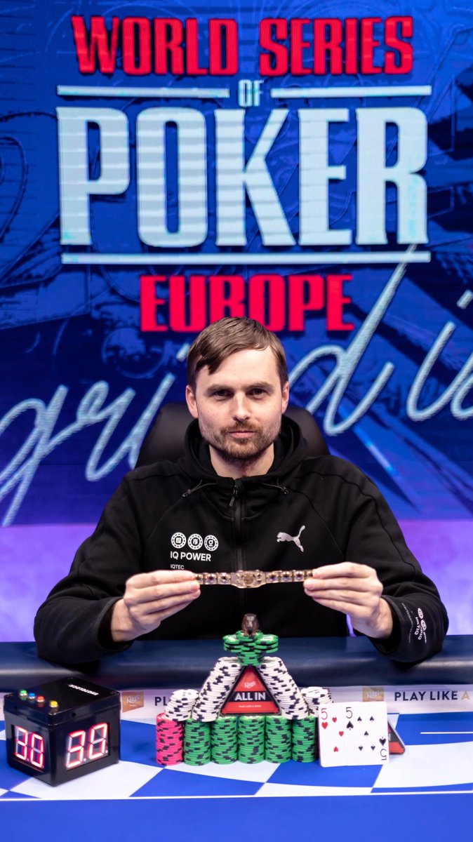martinkabrhell's tweet image. What a day at @PokerroomKings! 🌞 Jumped in after midnight and won a 50k Diamond High Roller Bracelet in less than 24 hours. The 🦛 is fed and I&apos;ll go for my fourth bracelet in the @WSOP Main Event in the coming days..
#iqpower #iqpoker #wsop #wsopeurope #GRO