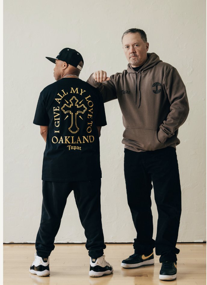 2PAC's tweet image. 2Pac x @Oaklandish collaboration drops today. Click here to shop now: oaklandish.com