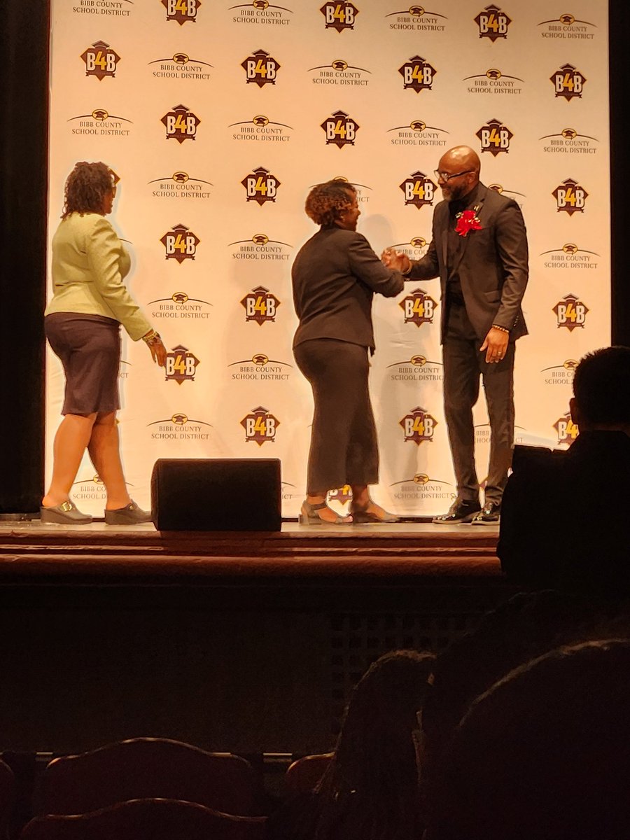 HUGE Congratulations to the incredible Mrs. W. O'Neal, Appling Middle's Teacher of the Year for 2024-2025!Your dedication, passion, and commitment to shaping young minds have earned you this well-deserved recognition. You truly make a difference!Cheers to an amazing educator!