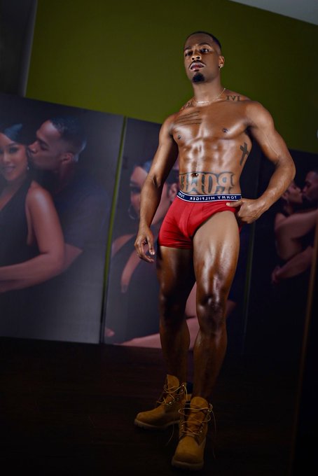 Watch the mother fucking body 🚀's leaked NSFW photo on TwXstars