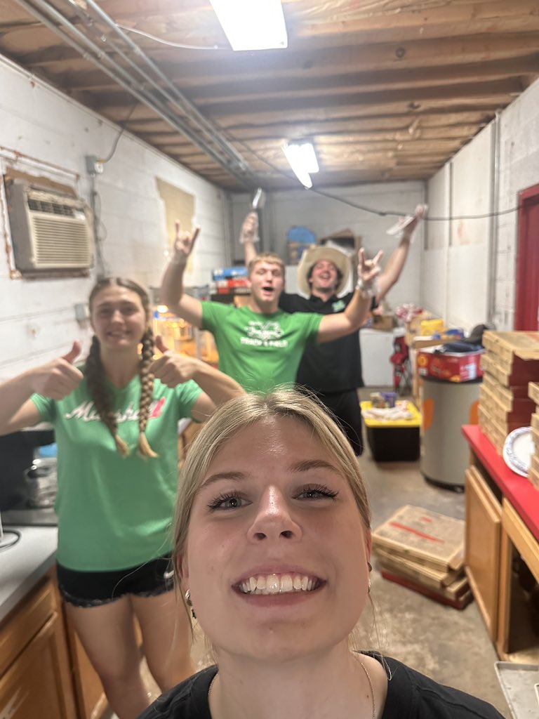 HerdTFXC's tweet photo. With our throwers getting in volunteer hours tonight! https://t.co/7lhjDJgF37