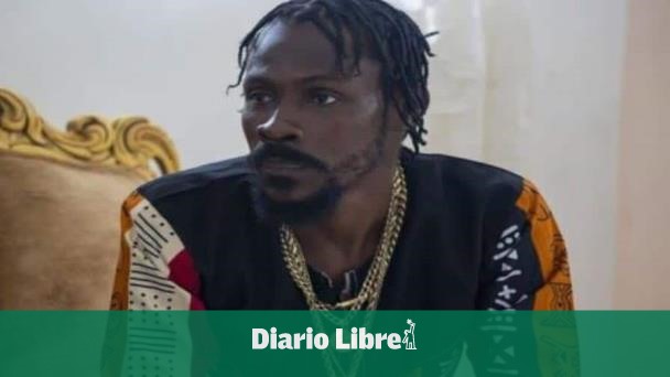 DiarioLibre's tweet photo. 🇺🇸 | #DiarioLibreUSA | EE.UU. continúa búsqueda del líder pandillero haitiano, cuyos afiches se han publicado en RD
🔗https://t.co/VRKOuT7Ga1
#DiarioLibre #Noticias #Barye #Washington #Haití #Innocent https://t.co/zgmUY7WhiR