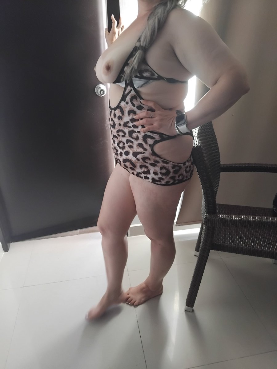 venusmorfeo69's tweet photo. Ya ella anda cachonda amos a maleconear esperemos y salga alguna parejita por estos rumbos https://t.co/OwfeVVSOM2