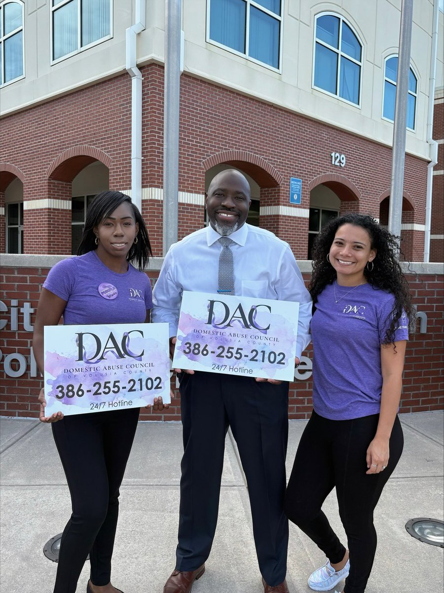 💜 Domestic Violence Awareness Month 💜

Daytona Beach Police Department joins the Domestic Abuse Council in raising awareness and supporting those affected by domestic violence. Work together to break the silence. 

If you or someone you know is seeking help, reach out to us