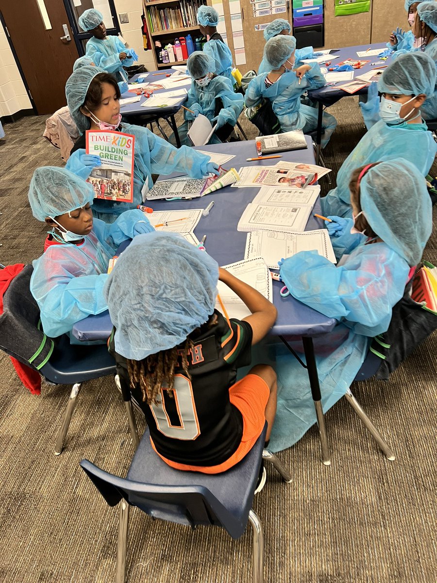 AverysAcademics's tweet photo. Our Text Feature Surgery was a success today! The students diagnosed each patient and provided their prescription to help them find the right text feature! @HumbleISD_FCE @Humble_ElemELA @MrsConner_FCE @Nisha_Oyeniyi #wearecardinals #textfeaturesurgery #makelearningfun https://t.co/L6kaV7XyuN