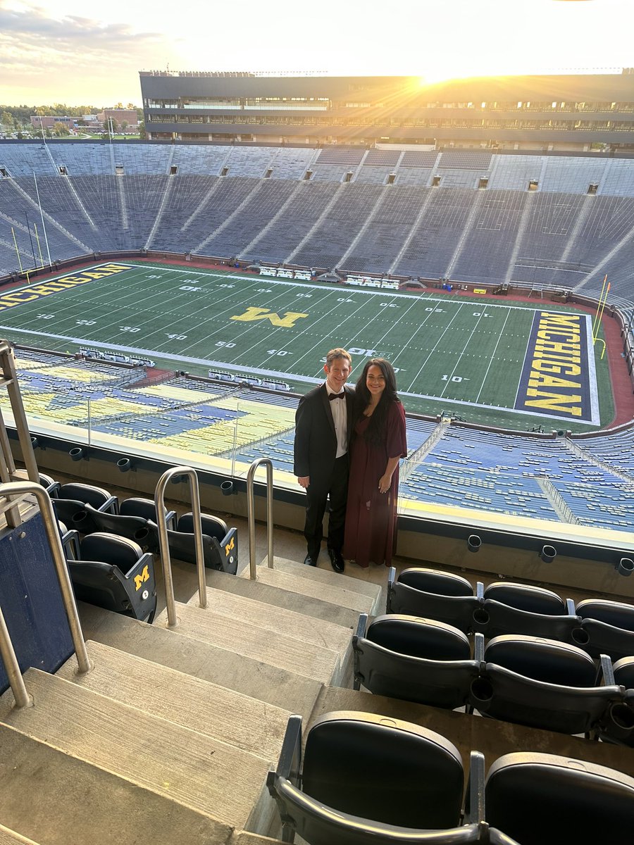Regina Royan, MD MPH (@reginaroyan) on Twitter photo <a href="/UMneurosciences/">UMichNeurosciences</a> Stroke Division & Spouses at the <a href="/AHAScience/">AHA Science</a> Michigan Heart Ball ♥️ #a2jheartball <a href="/UMneurosciences/">UMichNeurosciences</a> Stroke Division & Spouses at the <a href="/AHAScience/">AHA Science</a> Michigan Heart Ball ♥️ #a2jheartball