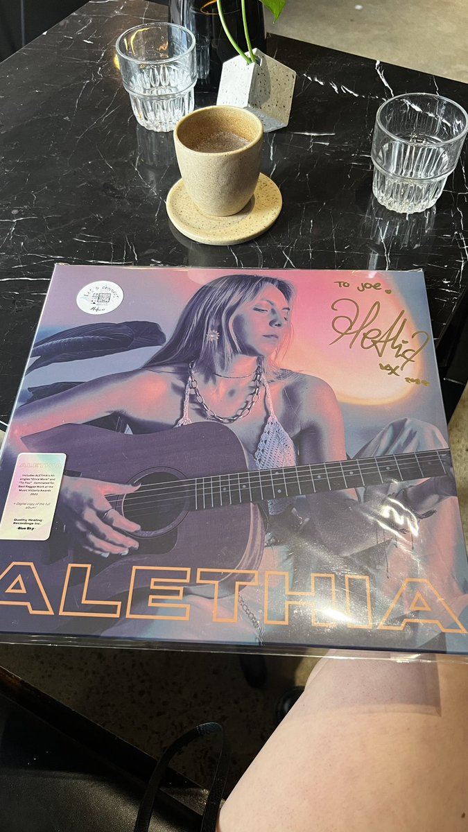 Alethiaofficial's tweet photo. Gracias amigos for your support! 🤗❤️ https://t.co/aqBWLZZ74L