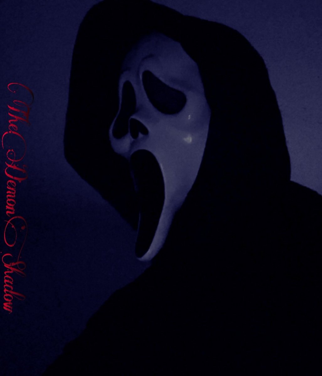 xTheDemonSnow's tweet photo. Sup my peeps I’ve been busy with life but here’s a ghosty boi pic 👻 https://t.co/tpp6aCkR3N