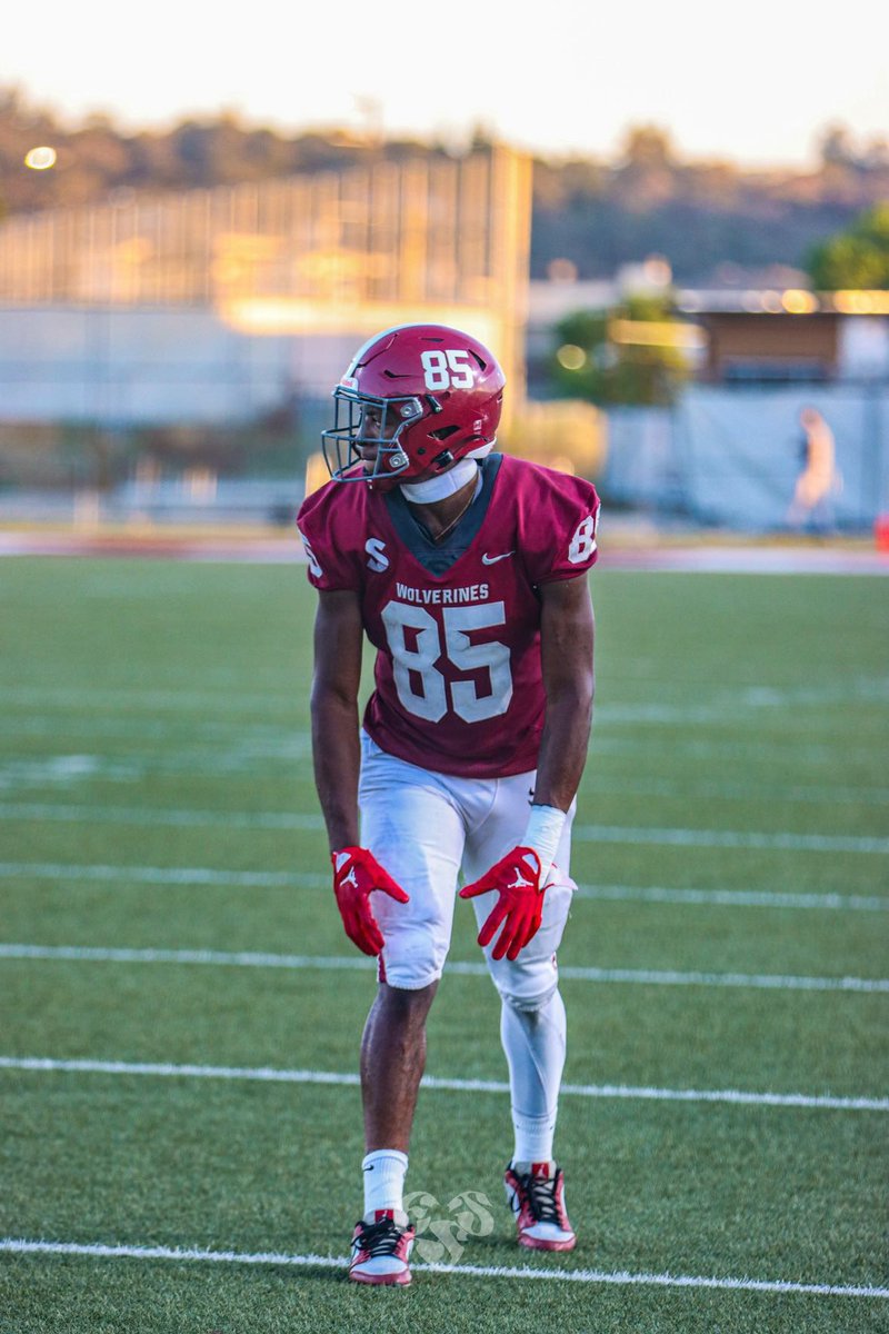 Dontaé Robinson 6’5 215WR tweet media