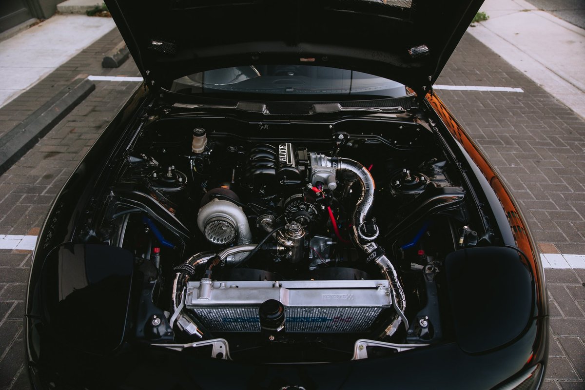 _recaro's tweet photo. RX7 FTW https://t.co/kDOn4zsaJn