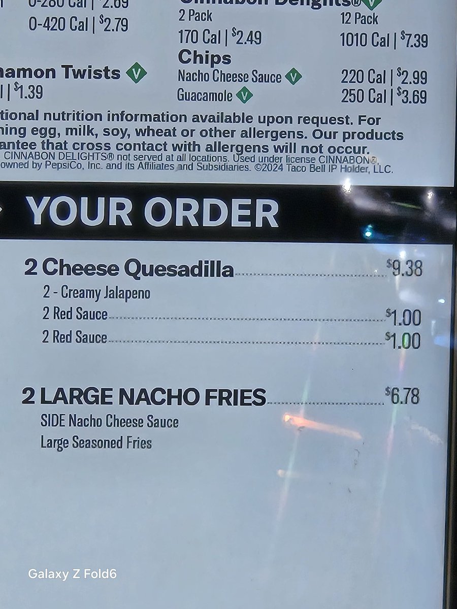 HatterzL's tweet photo. I ordered 2 Quesadillas today and ask to replace Jalapeño sauce with red sauce, below is the screenshot. I thought it should be $1 for the the substitute but was charged $1 twice. Does it look right? Cause as per the rude employee and the manager this is correct. @tacobell https://t.co/aXOZemRQZi