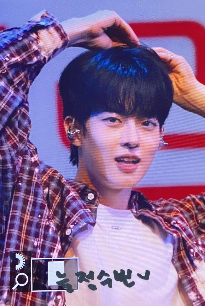 241005

여전히나의넘버원고양이야😻🎀

#정수빈 #늘정수빈
#JUNGSUBIN