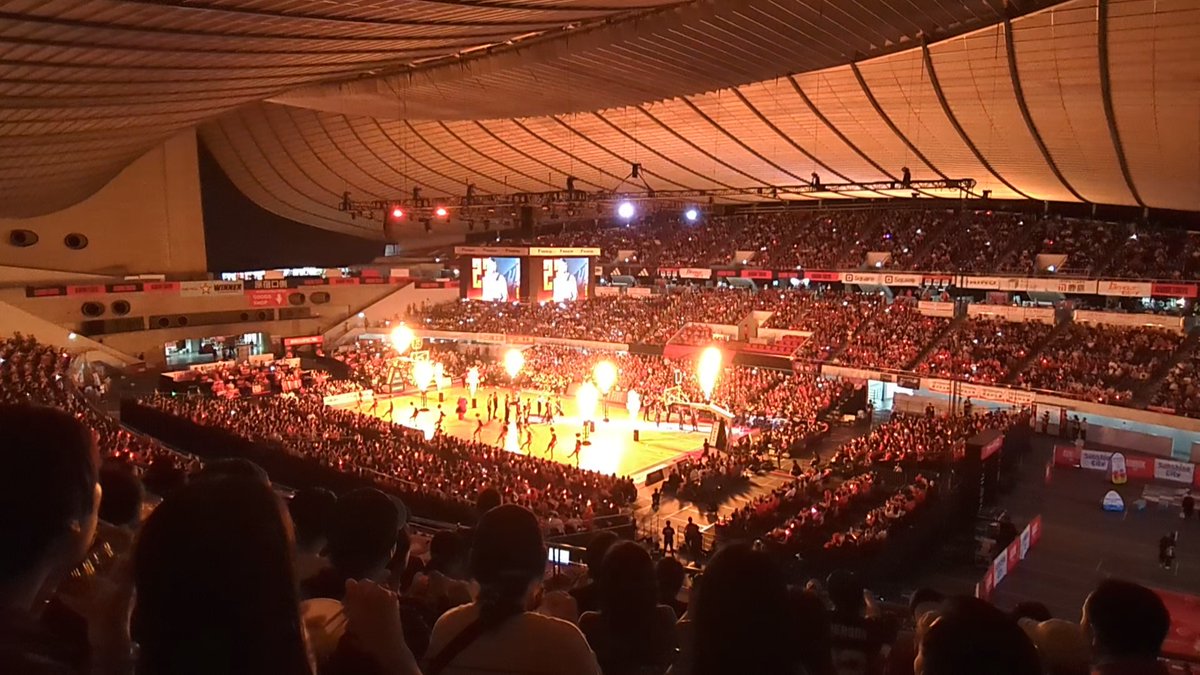 yusa_hr39's tweet image. 東京都のこども招待で国立代々木競技場へ🔴🏀⚫

NECで利用している #TeamSticker を使っている #鹿島建設 さんもスポンサーです🙌

#WEの輪 #アルバルク東京