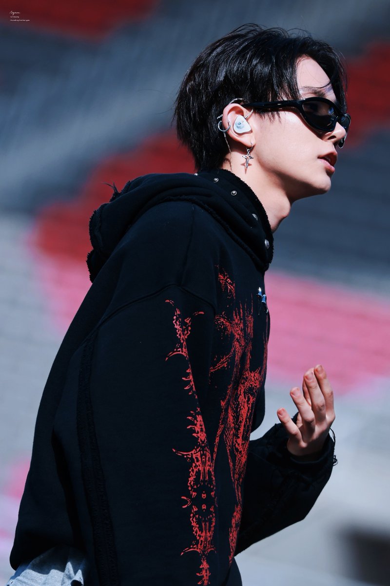 241005 'WALK THE LINE' 

#ENHYPEN #엔하이픈 #HEESEUNG #희승 #이희승 #ヒスン