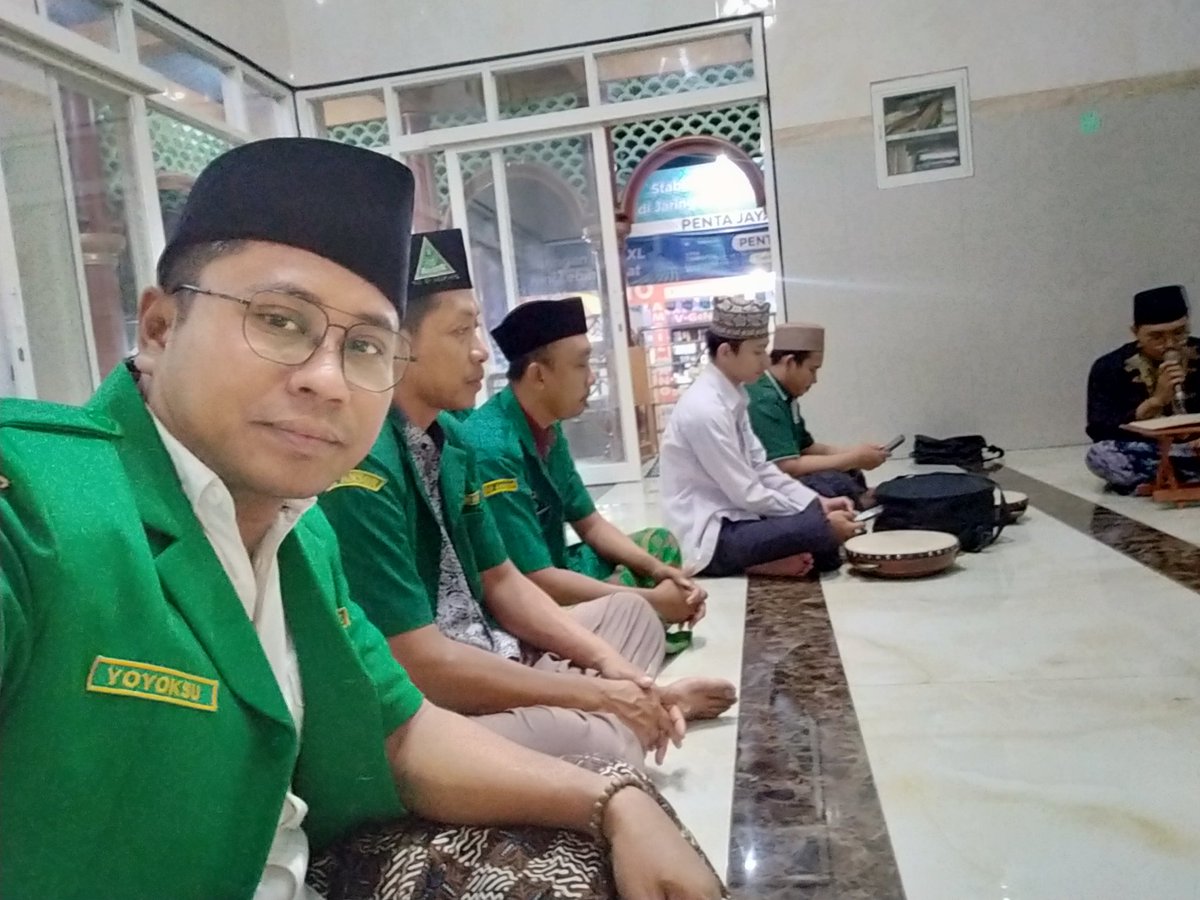 yoyoksu (@yoyoksu) on Twitter photo 