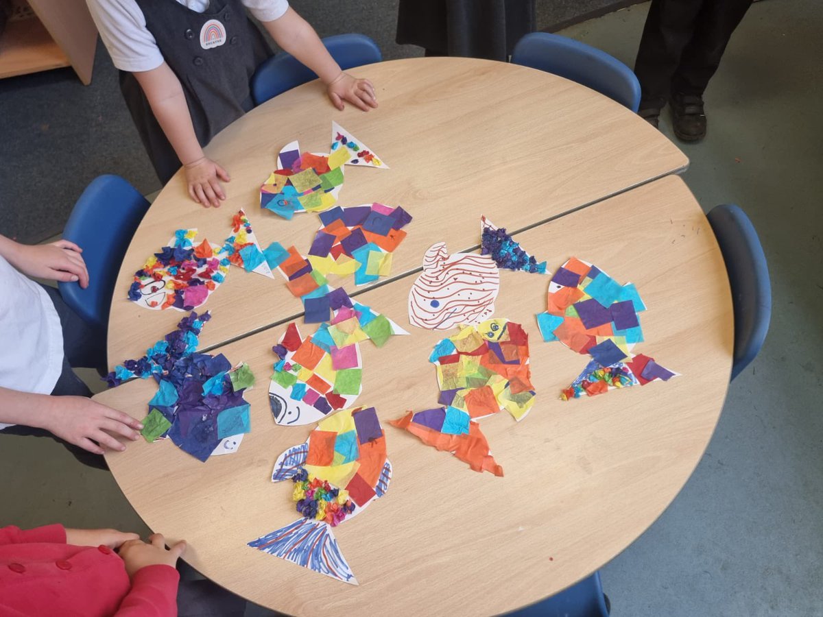 This week, lunch club had a theme of number songs/poems for National Poetry Week. Each day, we’ve sung a number song and completed a craft or building response task. Yesterday, was 1,2,3,4,5 Once I caught a fish alive. 😊
#NationalPoetryDay2024 #musicinmaths #learningthroughsong