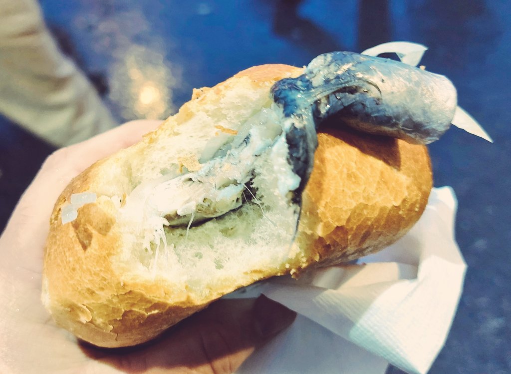 N3bu1us's tweet photo. #Schbieldoch
#AUEhro
Symbolbild👇 https://t.co/H7qsMEVPxq