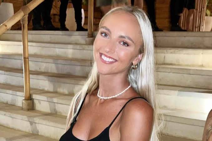 darkwebhaber's tweet photo. Yetişkin içerik üreticisi Annie Knight, 2024 yılı için 600 kişiyle birlikte olma hedefini duyurdu.

Geçen yıl 300 kişilik hedefini gerçekleştiren 26 yaşındaki Knight, bu yıl şimdiye kadar 480 kişiyle birlikte olduğunu ve hedefe ulaşmak için 120 kişilik bir açığı olduğunu söyledi. https://t.co/yaZYytCQie