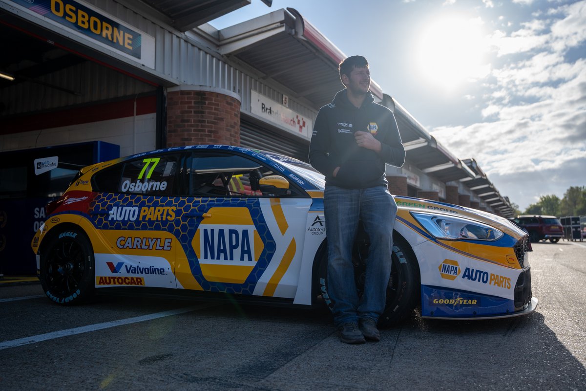 🔵🟡🏁 Hello Brands Hatch GP! ⏰ It’s the final Qualifying day of the season, and it’s tough to say goodbye! 😥

#BTCC #NAPARacingUK #NAPARacing #BrandsHatchGP #Finale #RaceTeam #MINICHALLENGE #QualifyingDay
