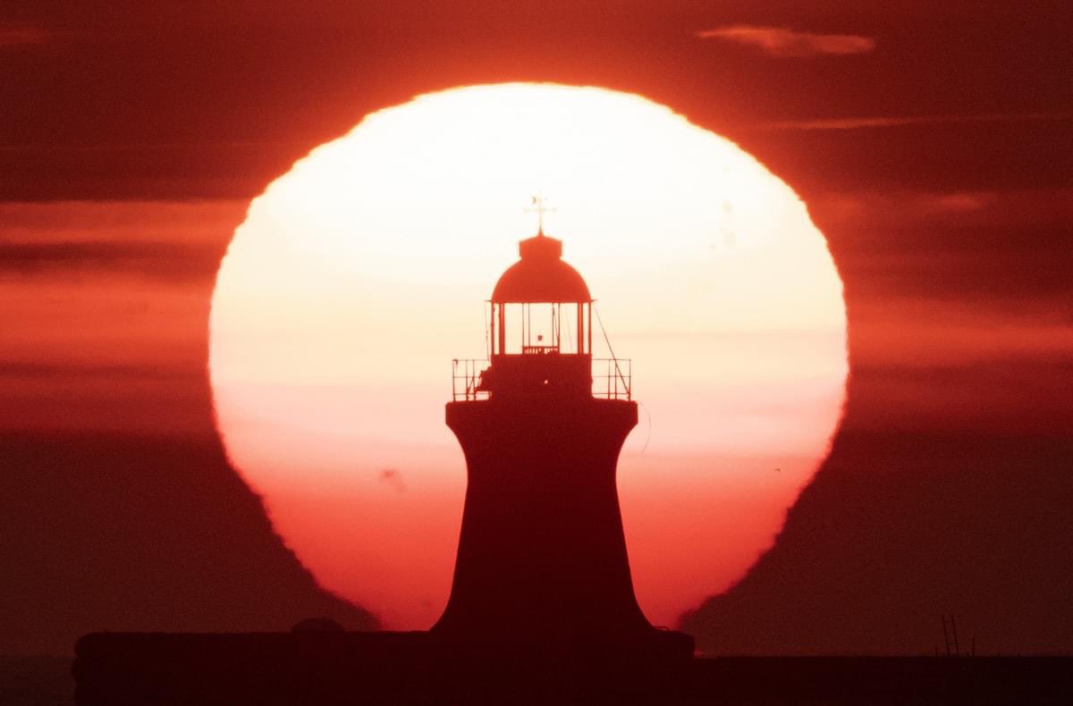 Owen Humphreys (@owenhumphreys1) on Twitter photo Beautiful sunrise over South Shields lighthouse today #weather <a href="/ChronicleLive/">The Chronicle</a> <a href="/StormHour/">#StormHour</a> <a href="/PA/">PA Media</a> Beautiful sunrise over South Shields lighthouse today #weather <a href="/ChronicleLive/">The Chronicle</a> <a href="/StormHour/">#StormHour</a> <a href="/PA/">PA Media</a>