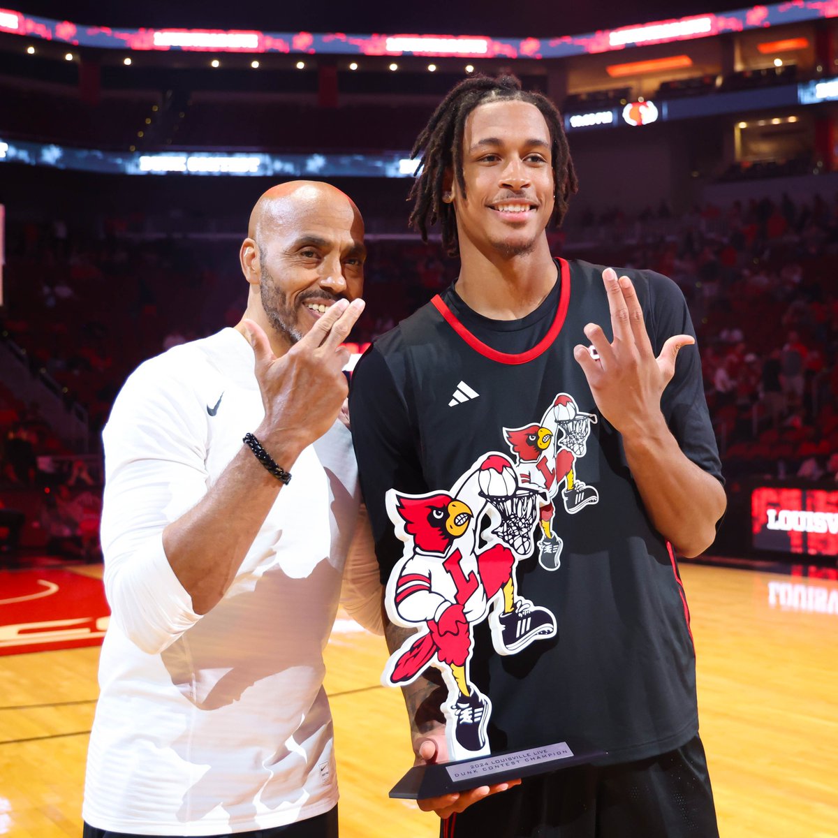 Louisville Athletics tweet media