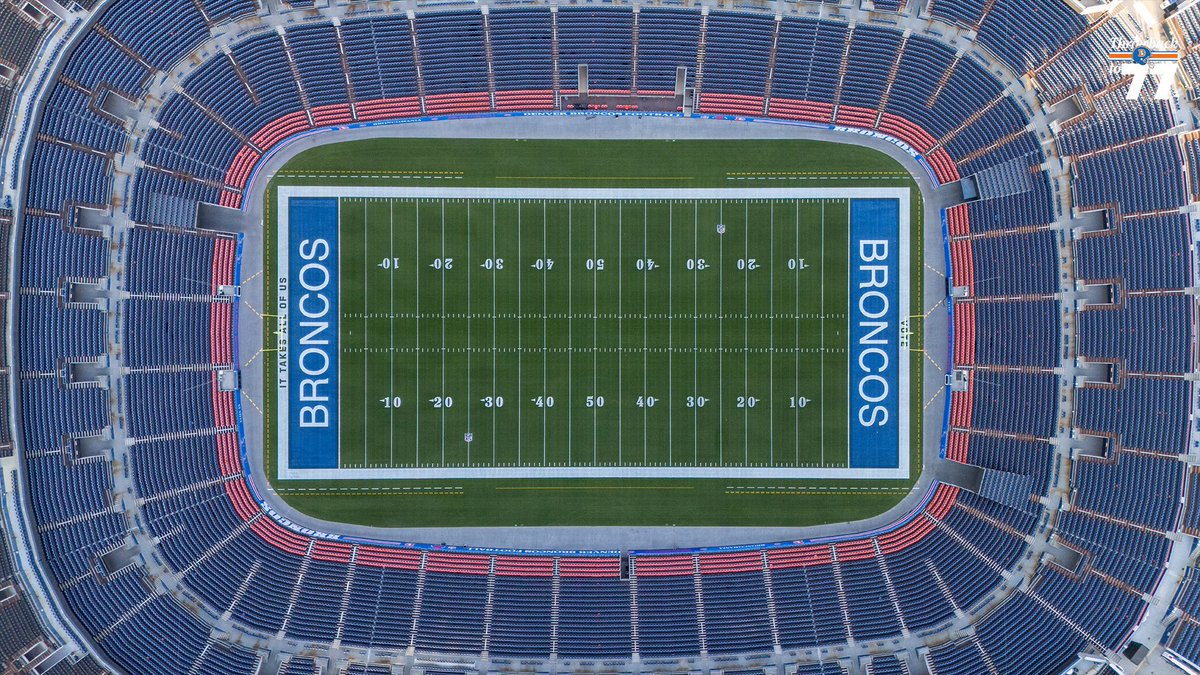 Broncos's tweet photo. The stage is set to #ThrowbackTo77 🏟️ https://t.co/oNEI3Jyeit