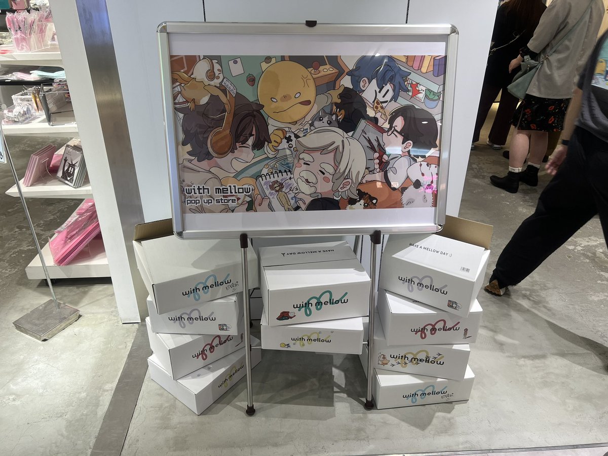 tikunobo826's tweet photo. 池袋のwith mellowポップアップストアにご招待頂きましておじゃましてきました！

ファンアートとかグッズがほんと可愛かった！ザムさんの動きがSTREAM  DECK全て埋まっててすげぇ〜てなった！

是非一度ポップアップストアに足を運んでみてください。もう色々可愛いんだ

#withmellow https://t.co/SMFC0hJoD5