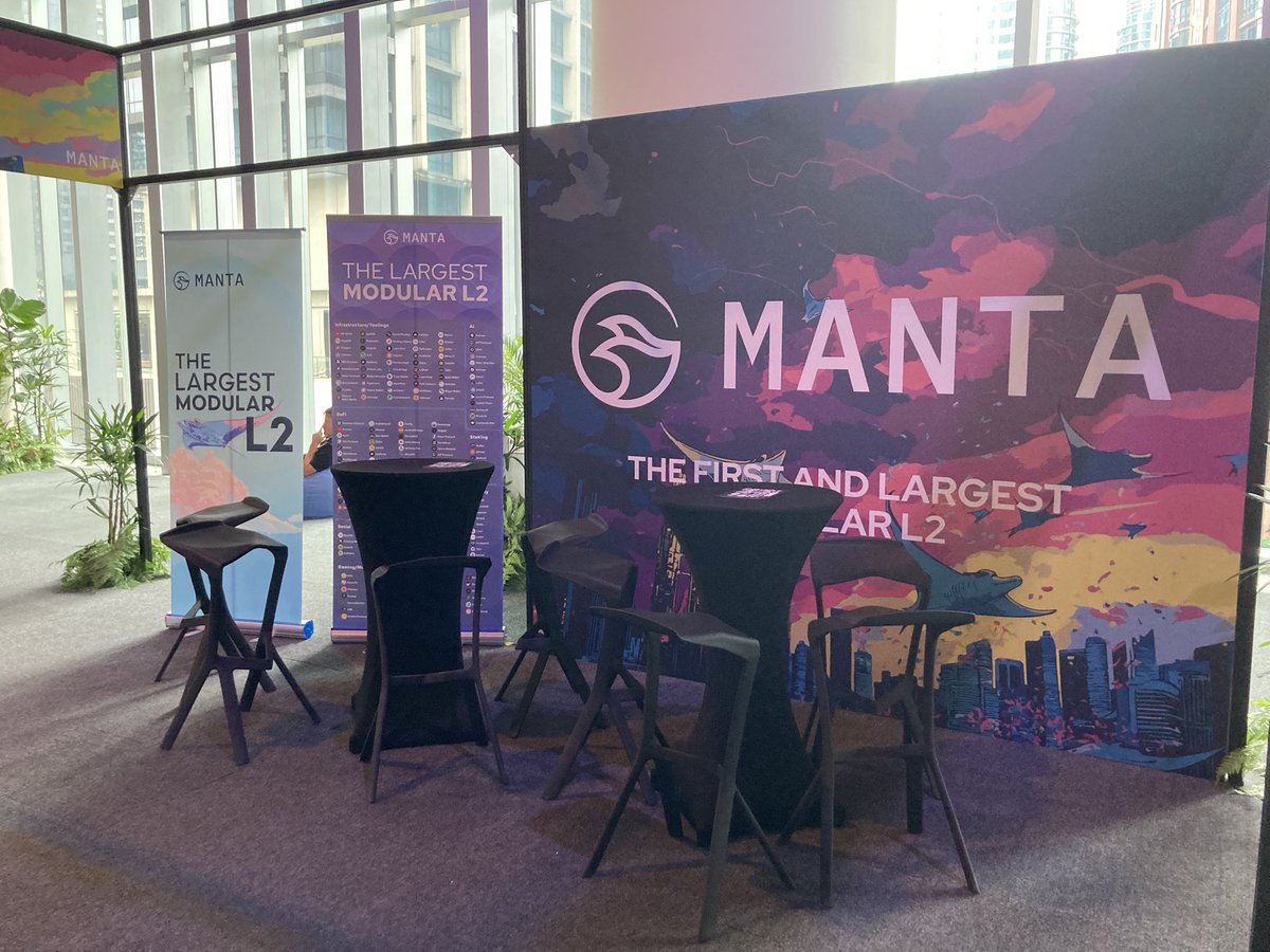 SiChern's tweet photo. Hi #MantaNeverStops https://t.co/LuonnUjtx8