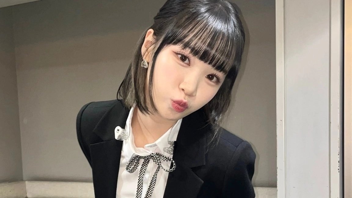 𝒀o creo que si a mi me dieran a escoger entre escuchar eternamente el #𝚖𝐢𝕤a·新たʼ𝕒𝐥bu𝚖 𝕪 𝐥a paz mundial, fácilmente escojo a mi reina en 𝕔ualquier 𝐯ida !! ★ tontos aquellos que no amen el #𝐛o𝕣n𖧷̷۪۪ᰰ𓈒࣪𝚙in𝐤 𝕤i es puro 𝕒rte.

𝖉a𝐥ma𝖙e 誰 ⋆ 𝙳’ 𝖛il #𝚙o𝑙l𝚢.