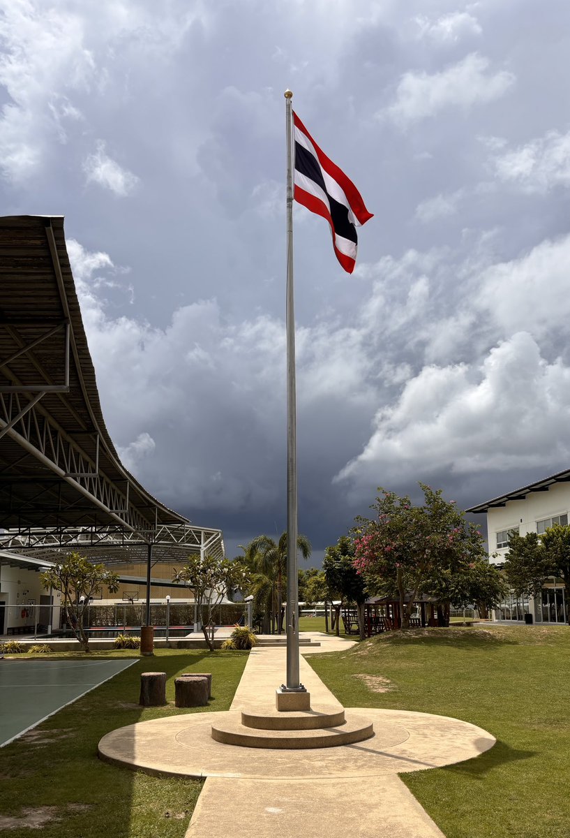 Beccy Fox tweet media