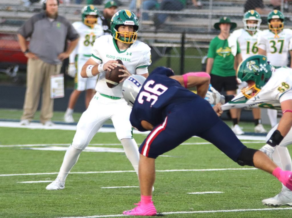 BNLAthletics1's tweet photo. Mull Man delivers for Floyd with 4 TDs during 48-20 win over BNL https://t.co/g3xgUWgL0g @BNLHSAthletics @BnlFootball @F_C_Athletics @FloydCentralFB @DaysonKirby @parkerkern23 @jadenrgilbert @JackMull_2026 https://t.co/KMp7KlFRgI