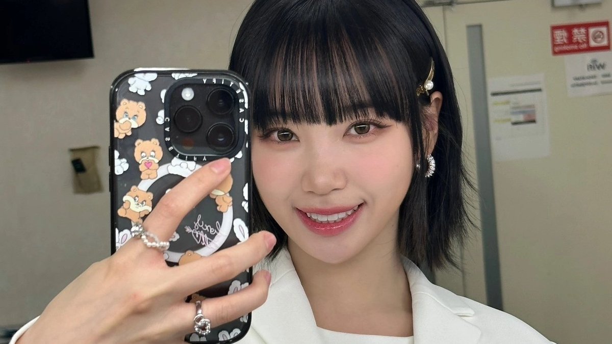 𝚑i ♡ 𝚑i, 𝕪a deje de ser una 𝐟lojita y finalmente saque nos saque del abismo donde me metí !! ★ 𝑞uiero que sepan que no estaba ni muerta, 𝚗i de parranda, solo estaba facturando con mi depresión como diría mi buena shakira, o𝐟 𝕔ourse!

𝖉a𝐥ma𝖙e 誰 ⋆ 𝙳’ 𝖛il #𝚙o𝑙l𝚢.