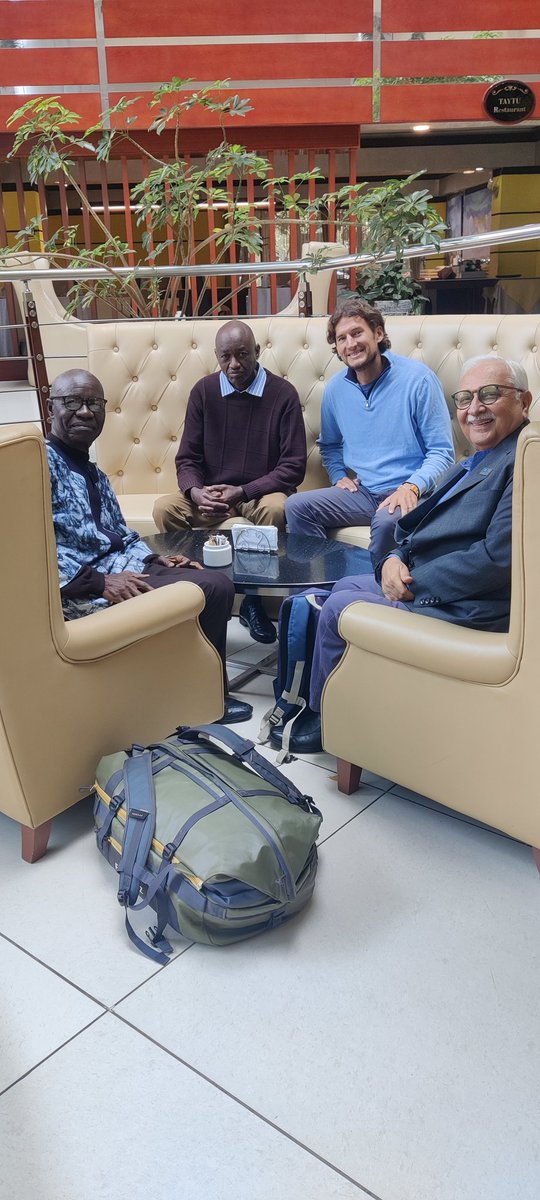 RTandon_PRIA's tweet photo. Team @UNESCOchairCBR with Wangoola from Mpambo Multiversity in Jinja, Robert @GuluVarsity , David @dfmonk of African K4C Centre, Profs Bhavani &amp; Maneesha from Amritha University India contributing to making future research designed &amp; owned in Africa @PRIA_India @ArjanDevDebate https://t.co/R59nn4GFOv