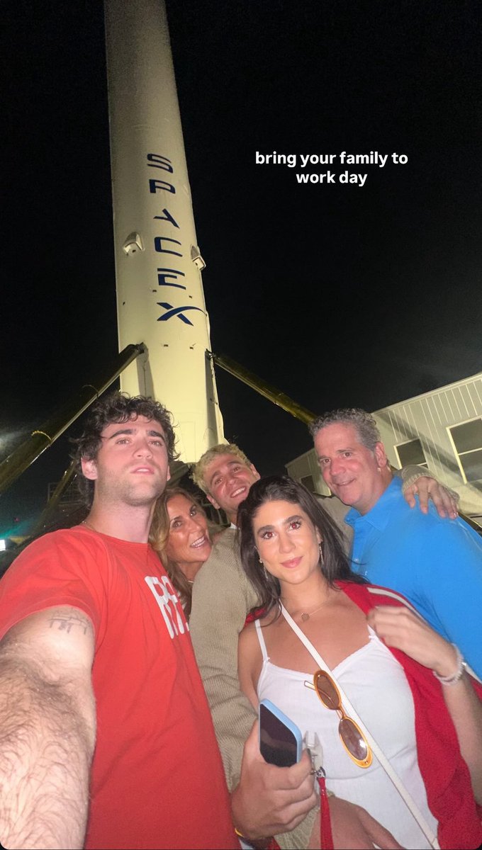 A23 updates ²³ tweet media