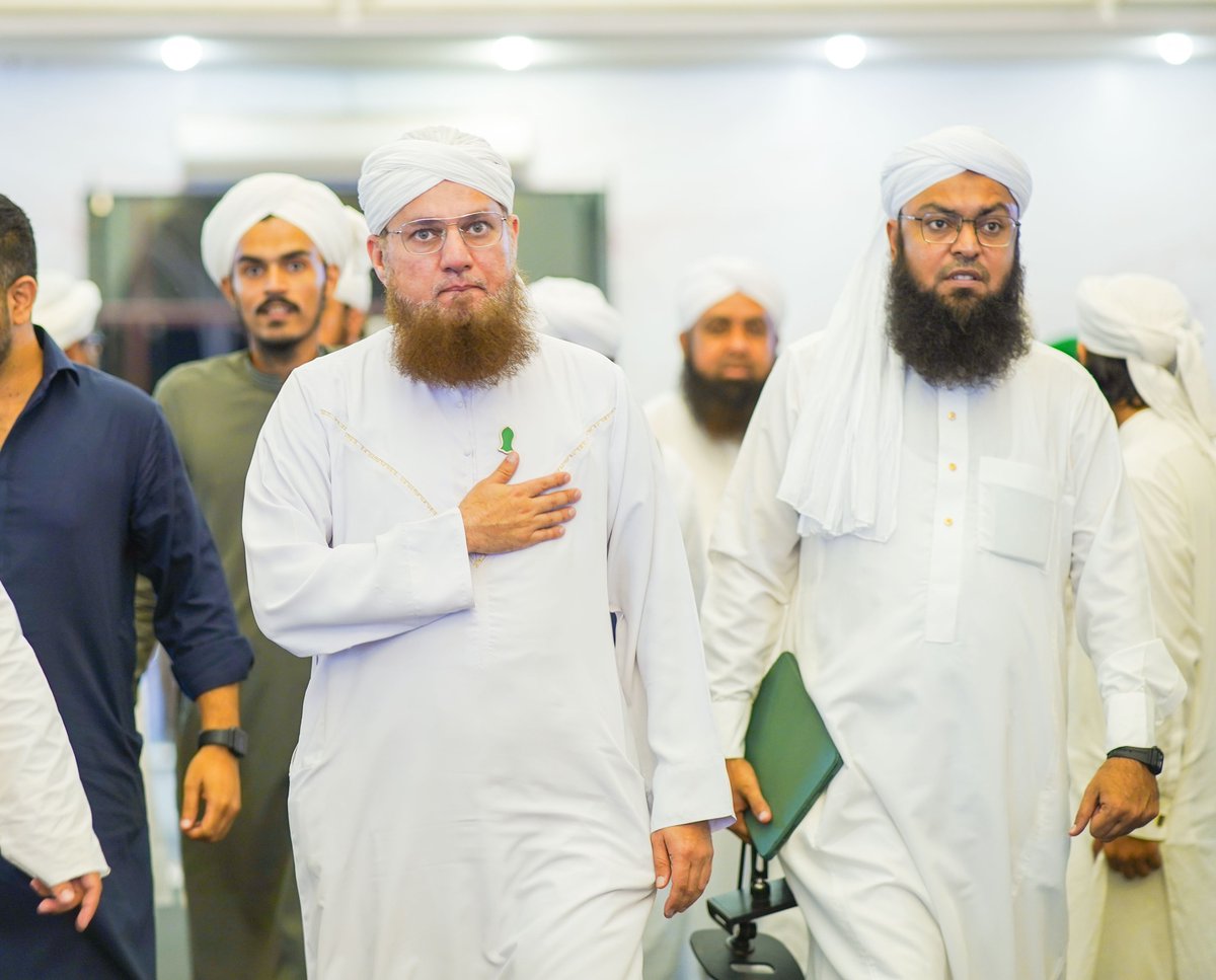 IamAbdulHabib's tweet photo. Maulana Haji Abdul Habib Attari delivers a speech during a monumental Sunnah-inspired congregation at DHA, Phase 8
#AbdulHabibAttari #Speech
#DHAPhase8 https://t.co/llinZILb2U