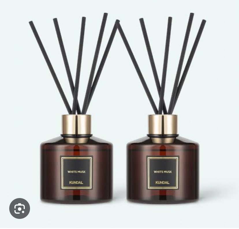 127to122's tweet photo. clearance sale ✨
kundal reed diffuser 200ml
₱300 each (discounted from ₱350!) 

good for room use, ok din as gifts!
scents available 
white musk
blanc
fuzzy navel
acacia moringa
black cherry 

gcash, maya
jnt / can meet up on sched 

borrow tags wts lfb nct seventeen aespa https://t.co/GOMtGyHztD