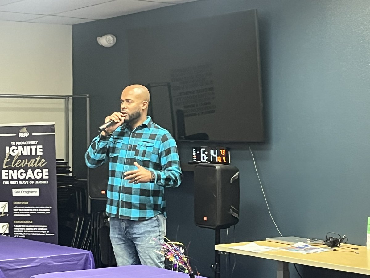 David Linn tweet media